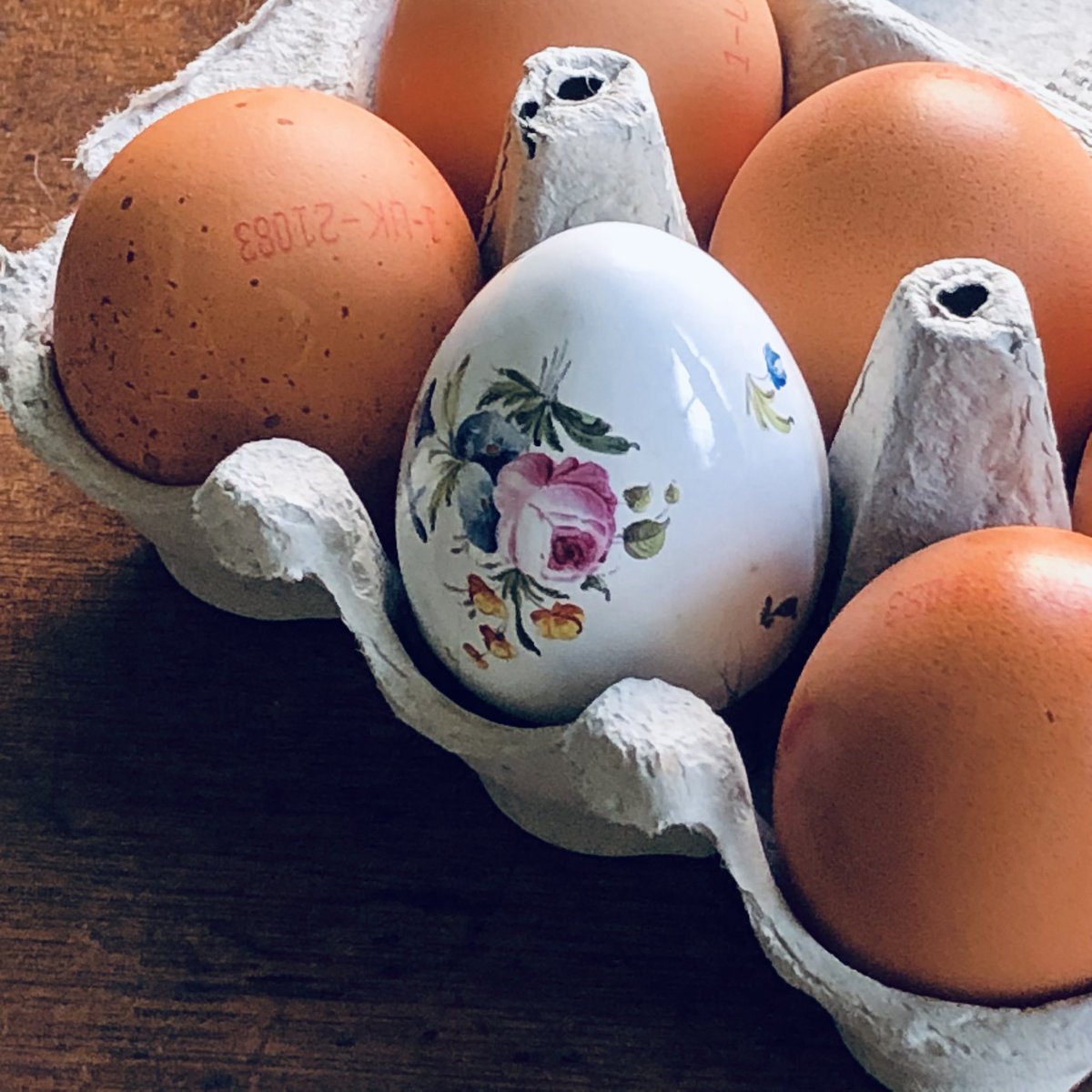 A South Staffordshire enamel bonbonnière in the form of a large hen’s egg decorated with flowers. Circa 1770. Available to purchase from JunoAntiques.com.