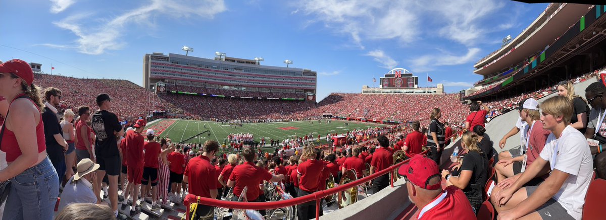 Had an amazing time at Nebraska. Thanks for having me at the game. <a href="/s_kwilli32/">Keith Williams</a> <a href="/DonovanRaiola/">Donovan Raiola</a>