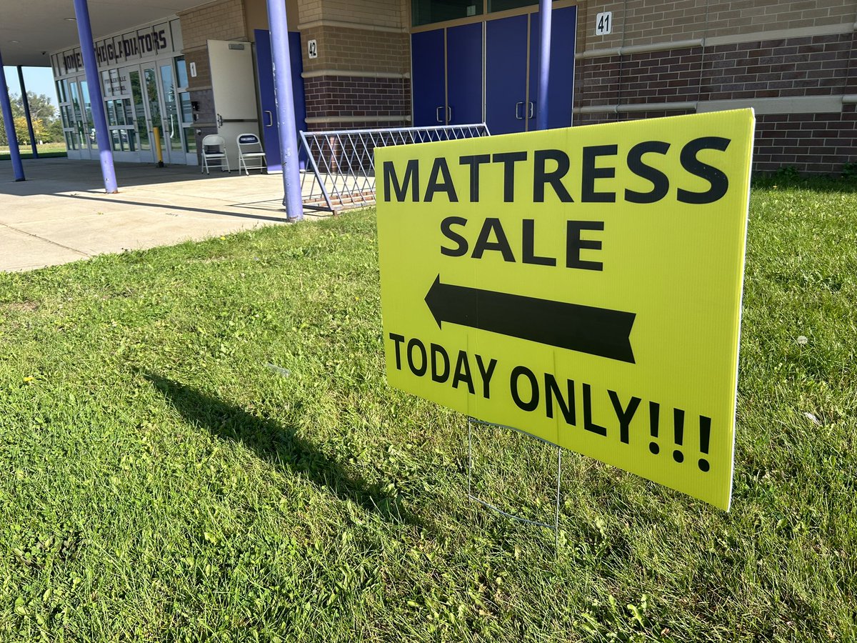 Today’s the DAY!!! 11-4 @ HS Comp Gym. Retweet, Share, Refer…help us out!!! <a href="/FHSGlads/">Fowlerville HS</a>