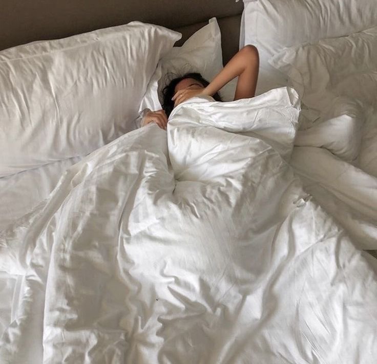 me: “sorry for not answering i was busy”

also me: