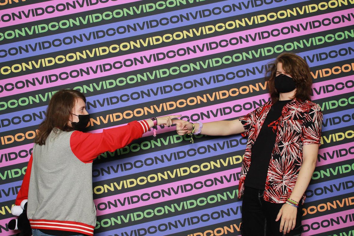 ranbinary_'s tweet photo. ranboolive spiderman pointing meme because of the sheer amount of times i got mistaken for a cosplayer today #VIDCONBLT #VidConBLT23 https://t.co/viVkyoP8g3