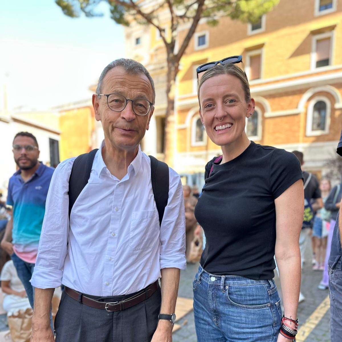 LWF General Secretary Anne Burghardt leads a delegation of young Lutherans at Saturday's Vatican prayer vigil organized by the Taizé community

#Together #ecumenism