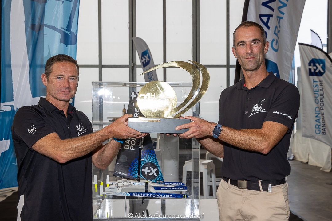 🏆🥳🤝

Encore bravo à Armel et Sébastien, vainqueurs des #24hUltim à bord du Maxi Banque Populaire XI 💥

#PassionVoile <a href="/UltimSailing/">Ultim Sailing - Organisateur de courses au large⛵</a> @Ultim32_23