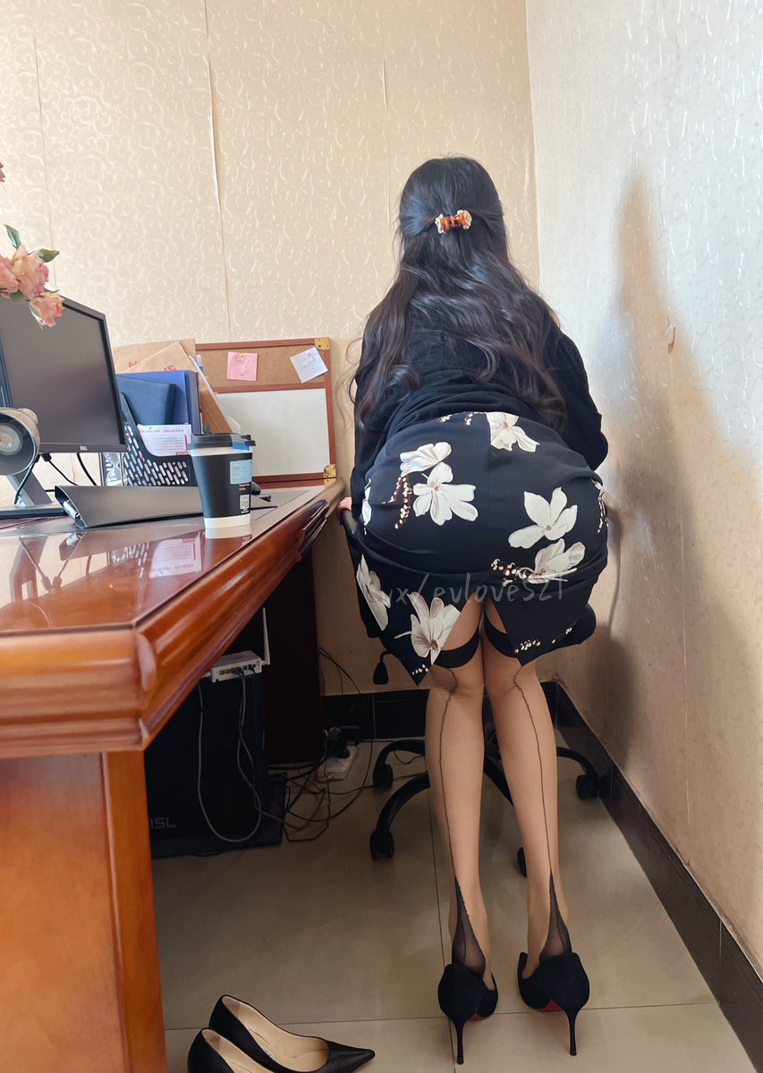复古袜少妇人妻感

看更多私信哦～ https://t.co/F38pZdR1Qc