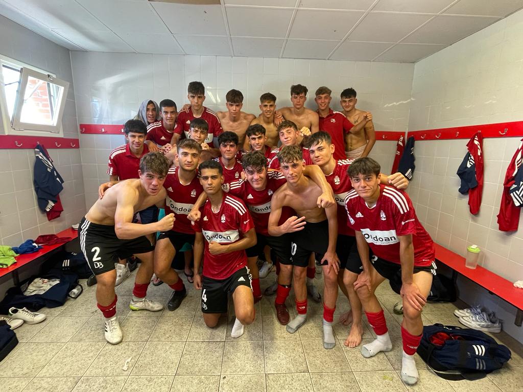 DanokBatClub's tweet image. Atzokoa

Juvenil A 2 - 0 Alavés

💥