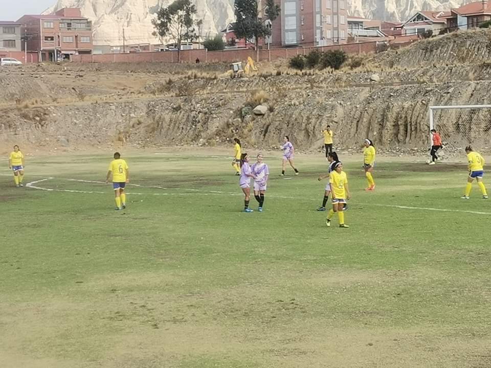 Final del partido. Las Guerreras ganaron por 4 a 0 en esta jornada de domingo.