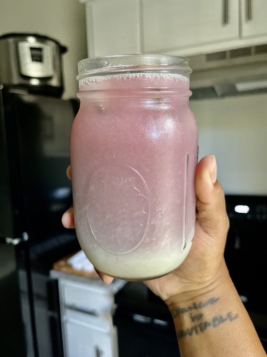 plantbasedvibes's tweet photo. iced hibiscus tea latte 

🌺 hibiscus brewed with cinnamon, ginger, cloves &amp; elderberries. sweetened with honey + vanilla almond milk. topped with nutmeg #plantbasedvibes https://t.co/AScK361ktX