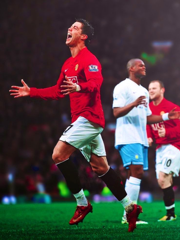 IrelandsManc tweet media