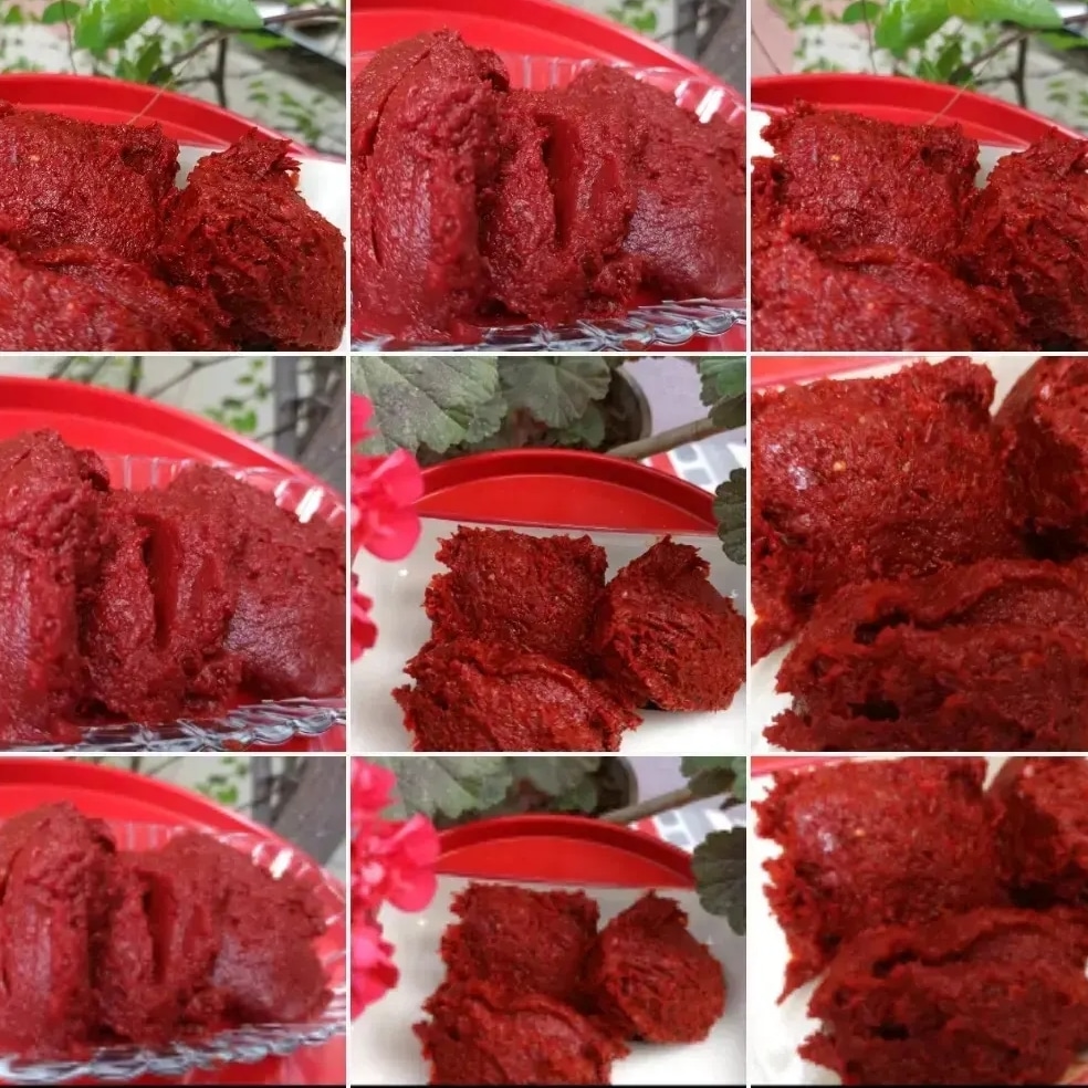 nurun_dogasi's tweet photo. Bu sezonu da memnuniyetler ile geçiriyoruz ❤️🙏

  🍅Güneşte pişme domates salça
          kg 110TL 
      🌶️ Güneşte pişme biber salça
          kg 150 TL 
        💥5 kg sipariş verildiğinde 
  İndirimli  fiyatlar ile 🎉🎉 https://t.co/2qlpu24QTr