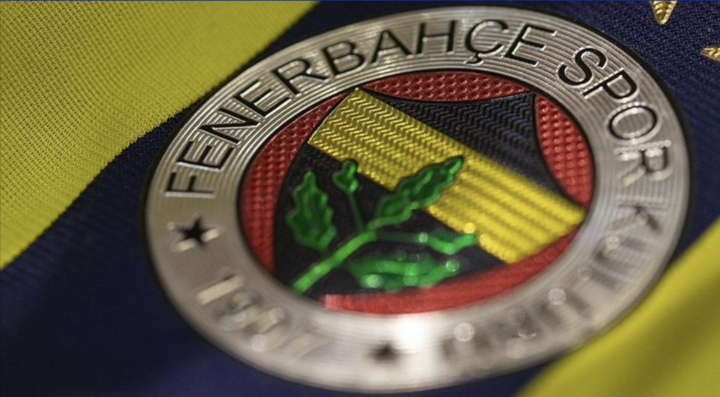 Biz Fenerbahçeyiz. Her şeye ve herkese rağmen kazanırız. #Fenerbahce #fenerinmacivar