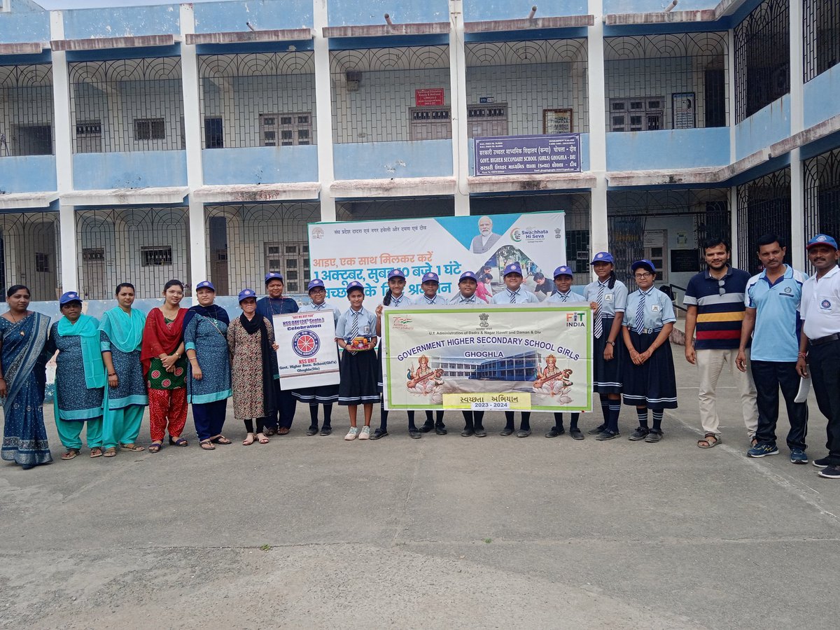 NSSGHSSGGhoghla's tweet image. Under"Meri Mati Mera Desh" and "Swachchata hi Seva" Programme Kalash Yatra and Swachchata Abhiyan at Ghoghla Beach by #NSSUNIT Government Higher secondary school Girls Ghoghla... #NSSIndia, #NSSgujarat, #NSSdhndd.