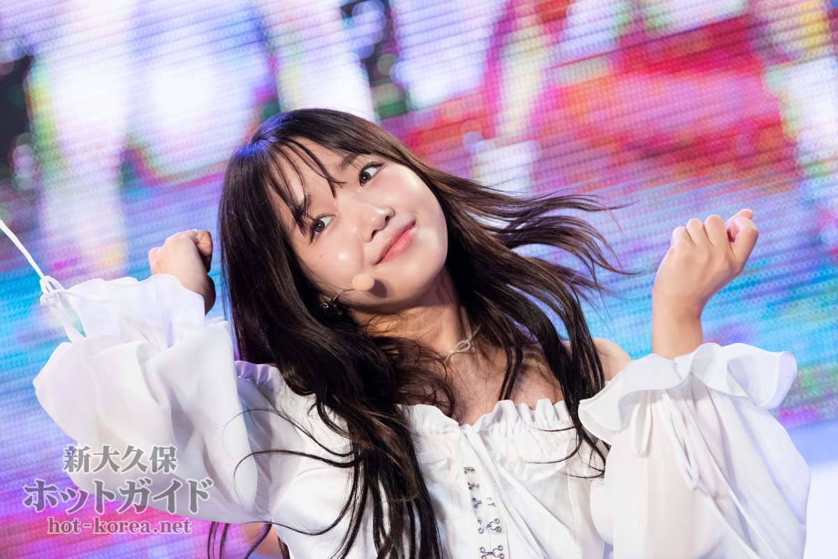 HotKoreaNet's tweet photo. MCでもテンション高く盛り上げたユジョン #CHOIYOOJUNG #최유정
#WekiMeki #ウィキミキ  #위키미키 #日韓交流おまつり https://t.co/38KK3oIAVS
