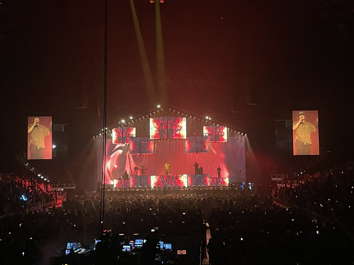 Izzy💫 tweet media