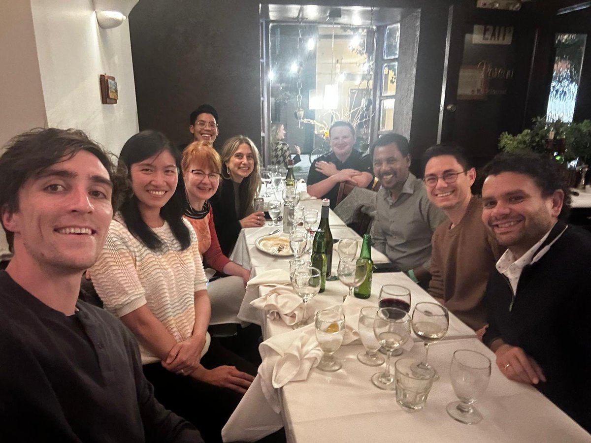 Ani our prior fellow is heading off to her next chapter as a pedi IR with Peter Feola at Salt Lake City! Good catch Peter! I am proud to be graduating another female pedi IR. Here with current fellows researchers and attending colleagues! Go Ani!