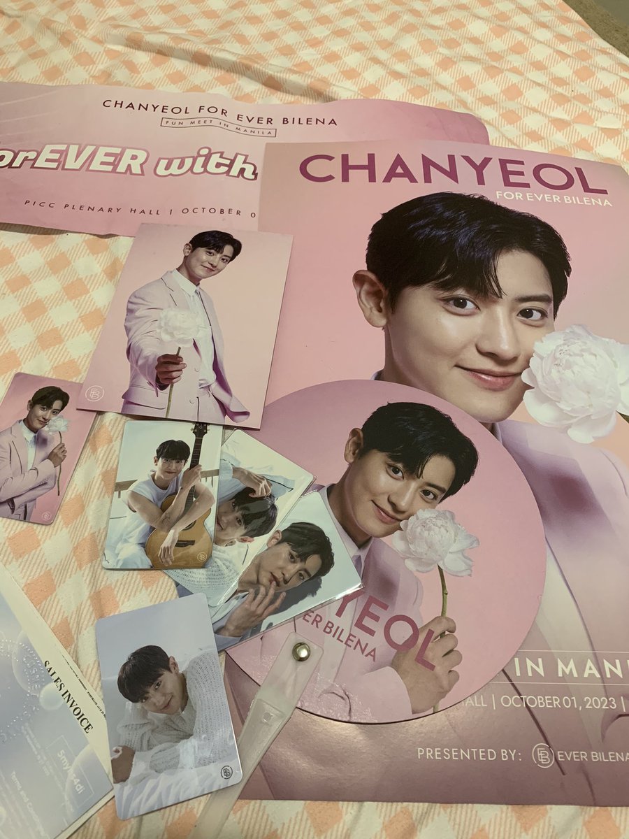 Siyeeeeel's tweet photo. Matutulog na masaya 🍒 Salamat @EverBilenaPH!!!! #ChanyeolForEverBilena #CHANYEOL https://t.co/mOieaL8Txz