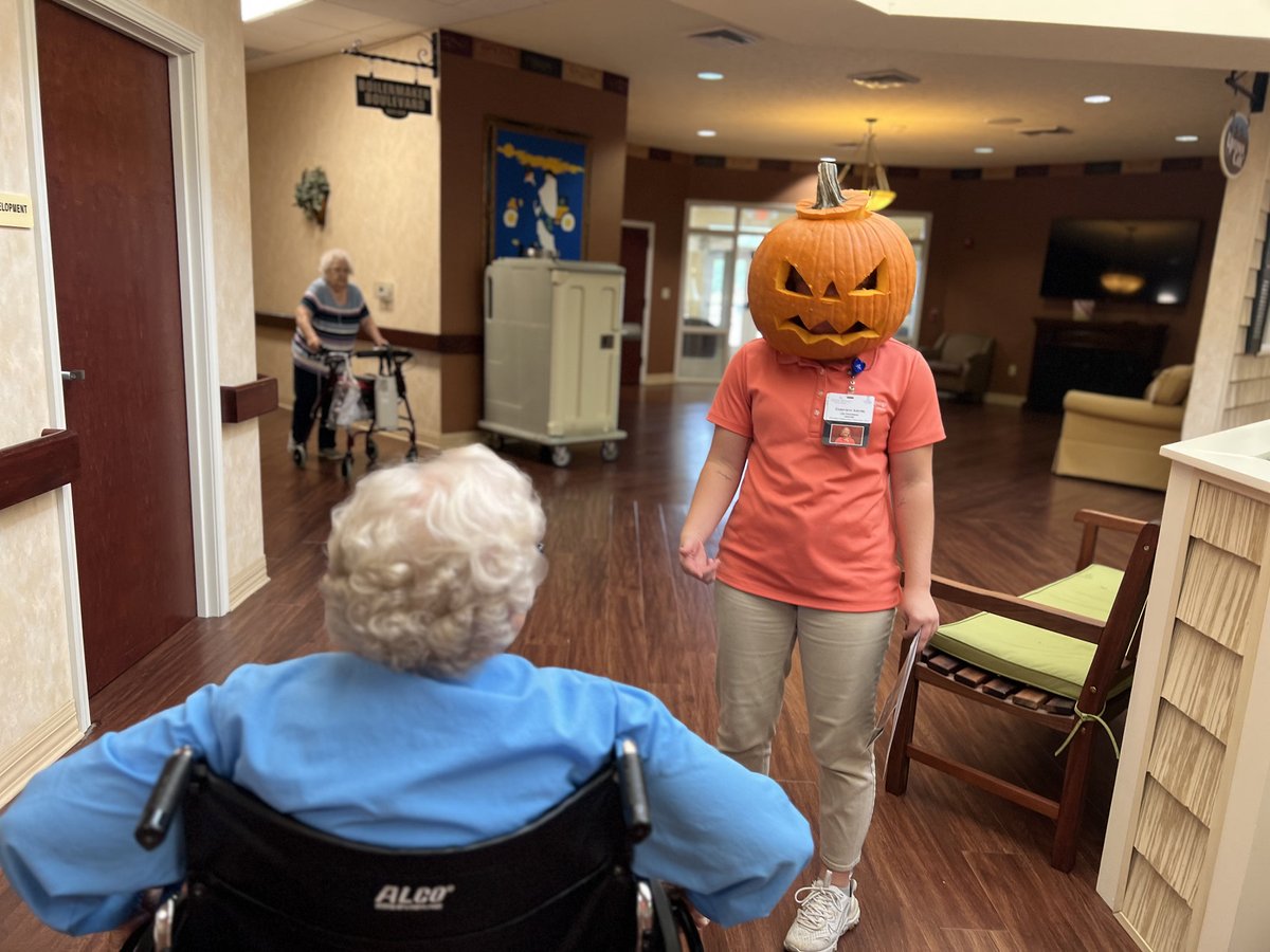 CreasySpringsHC's tweet photo. Happy first day of October. If you’re excited for the Halloween season, you’d fit in well with our Life Enrichment team! It’s SPOOKY how much fun we are planning for this month! https://t.co/d7RnxZbmXH