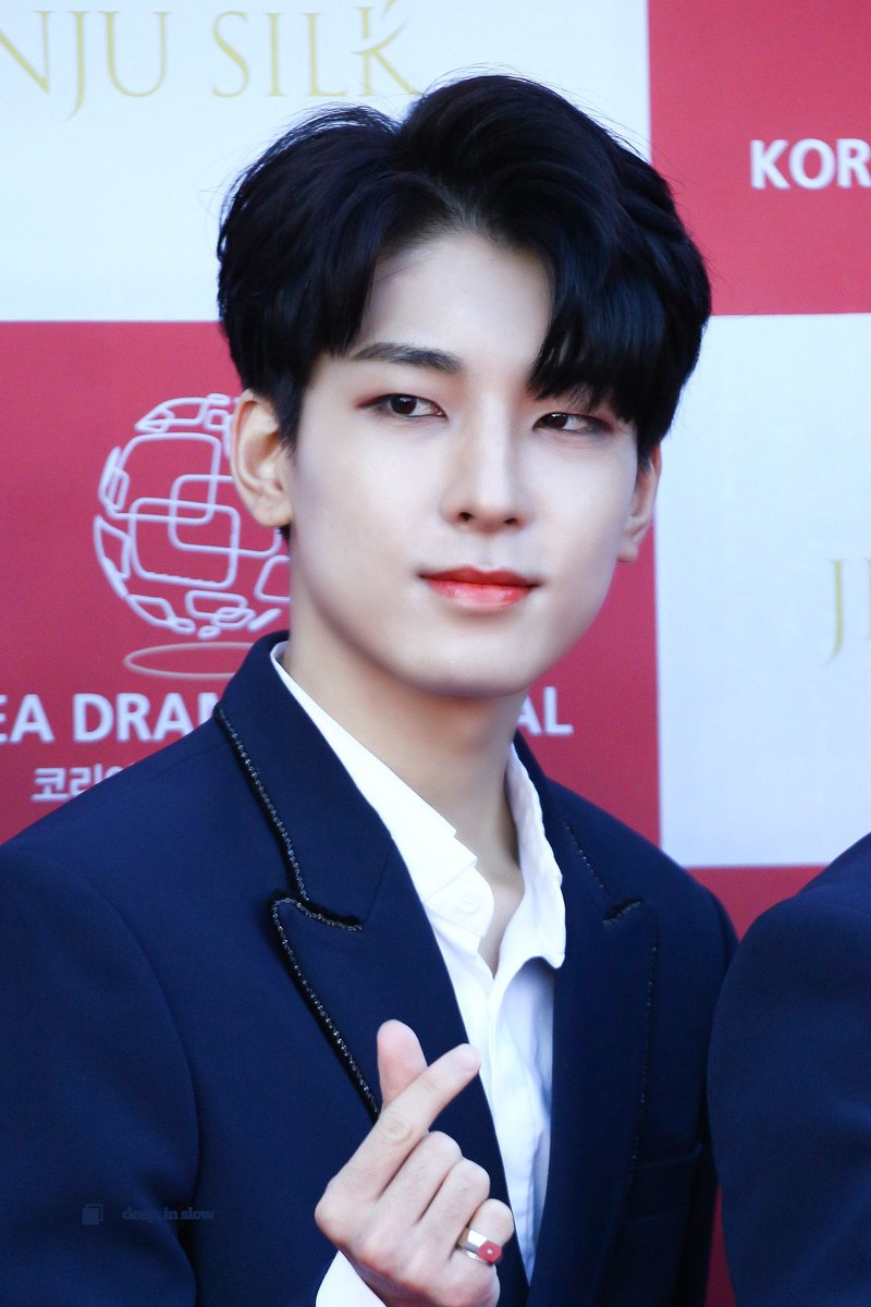 N년전 오늘의 원우 tweet media