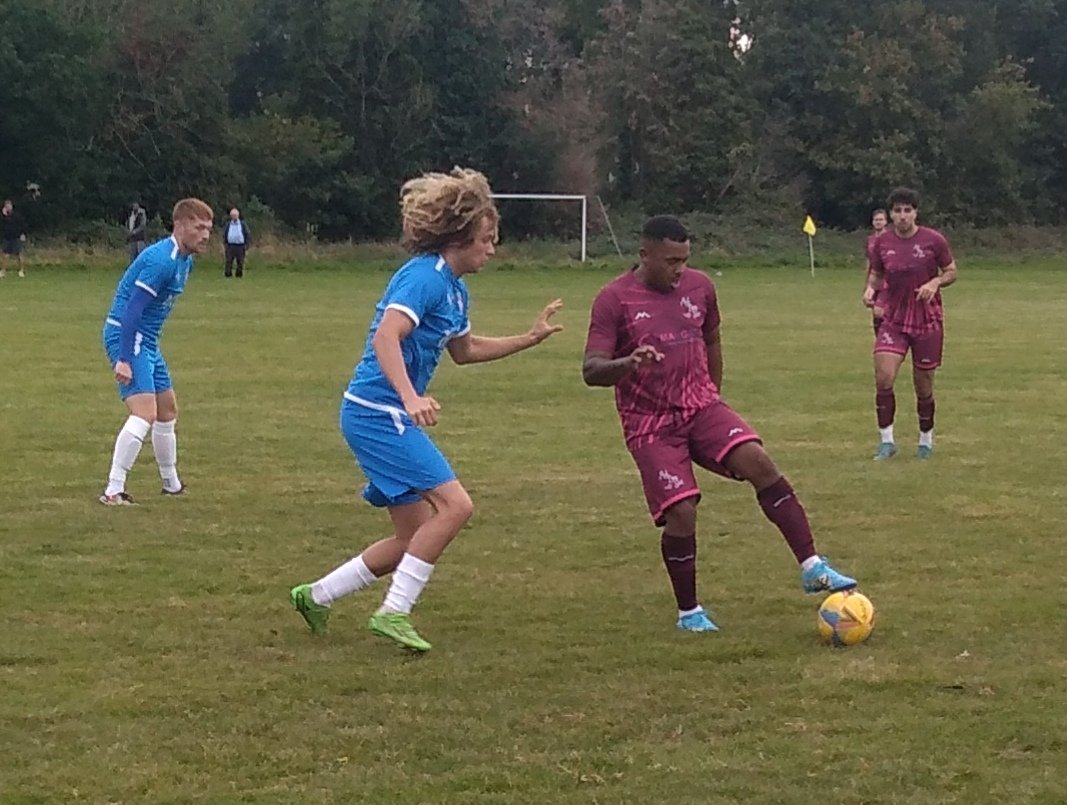 TonyIncenzo's tweet image. Result of my @FASunday_Cup tie today

@MidDaySunFc 2
@MarketHotelFC16 6

Attendance 97, programme 4 pages, football grounds visited 2,535

at Croydon Post Office Social &amp;amp; Athletic Club

@fcbusiness @NonLeagueCrowd @LeagueRedhill @surreyfa @KentFA @SundayLeagueFC @UKSundayLeague