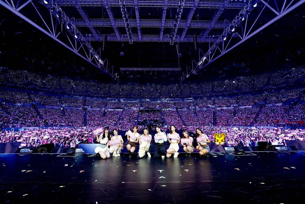 thisisforwtour's tweet photo. TWICE ‘READY TO BE’ in Bulacan

Saturday, September 30th ✅
Sunday, October 1st ✅

#RTBinPhilippines #TWICE_5TH_WORLD_TOUR https://t.co/371rB6fpfE