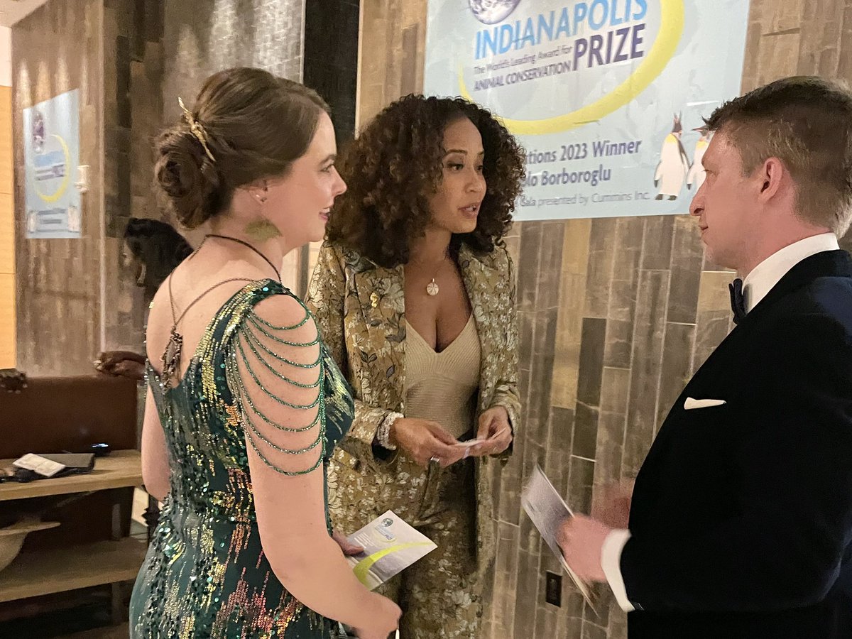 Had an incredible evening at the @IndianapolisPrize Gala celebrating conservation. Our @BatConIntl team represented global work at the interface of #bat #conservation & #SustainableDevelopment. I couldn’t be more happy with my dream job & fantastic colleagues #IndianapolisPrize