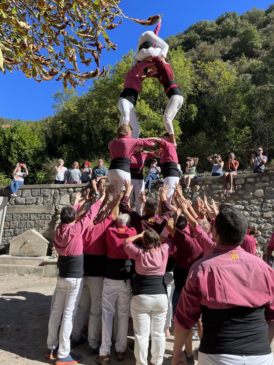 CasalConflent's tweet photo. El @CasalConflent ha organitzat avui una festa de germanor a #Ballestavia!
Hi som tots!
@LluisPuigGordi
@JuliaTaurinya
@RayGallon  #JaumeForest
#Nyerros #Pallagos #Desmanyacs #Natura #Cultura #cuina #tradició  #Kamishibai #Llibres #excursions #Canigo https://t.co/RgW2LQ1H6L