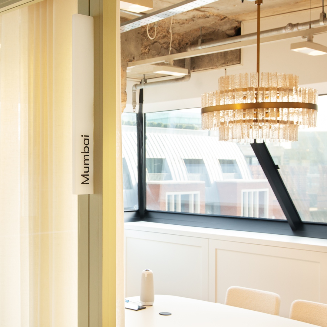 Team_ThemDesign's tweet photo. Part of Them’s work was to develop meeting room signage. This was inspired by the locations in which Founders Forum Group have hosted events and created ‘forums’. The hyper-vertical design nods to the overall finshes and textures of the office space.

#Branding #Them #Design https://t.co/gR6plbhq9F