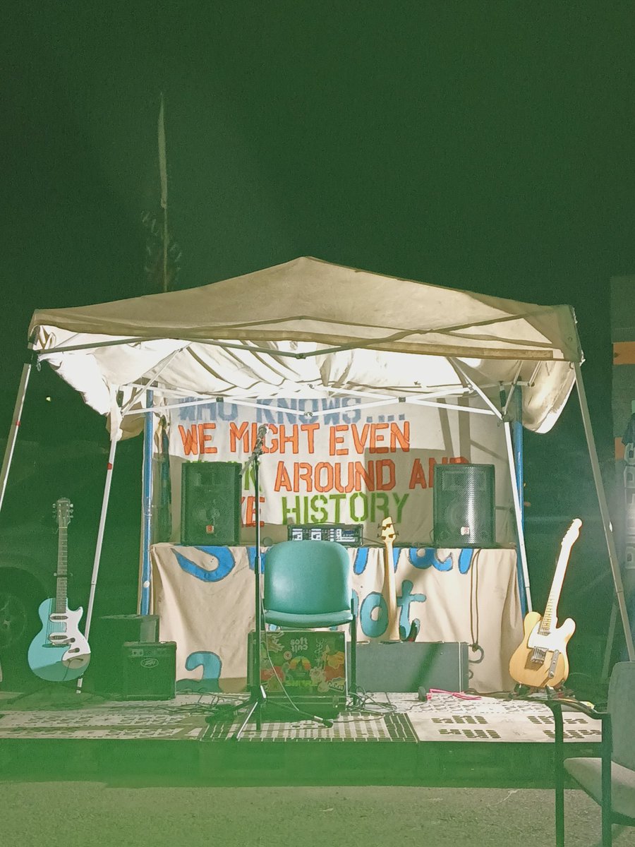 shomelessunion's tweet photo. #CampResolution thanks to the many folks who came out to open mic! Shared space with us yesterday! Ill Get out some pictures later today. Our wood street folks made it last night around midnight safely! https://t.co/2JUDc1h74I