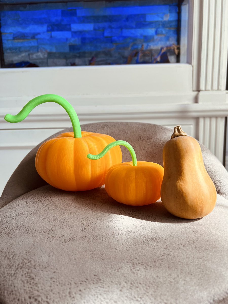 NoisyButters's tweet photo. it is time

lilguy season is upon us 🎃🎃🎃 https://t.co/VlD2b19dYf
