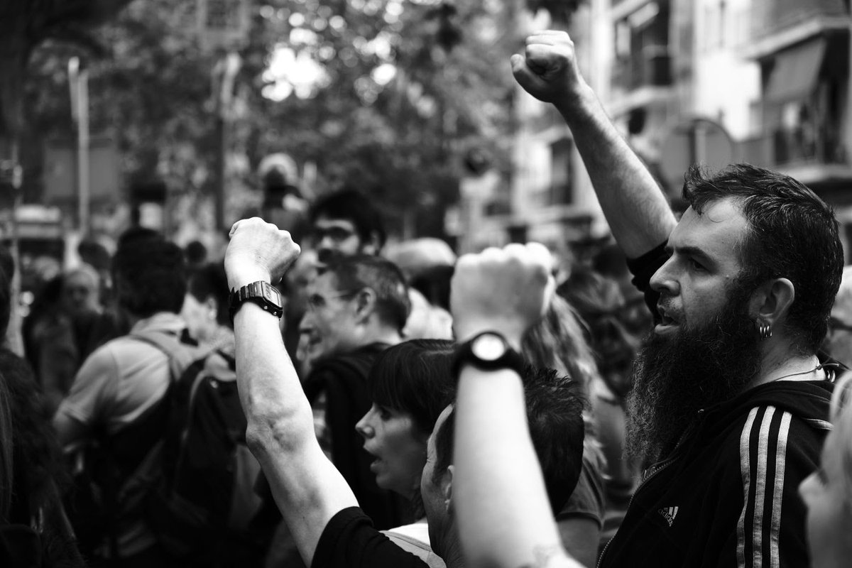 Avui fa 6 anys teníem la convicció d'estar al costat correcte de la història. Avui seguim convençuts que aquest és el camí. ✊