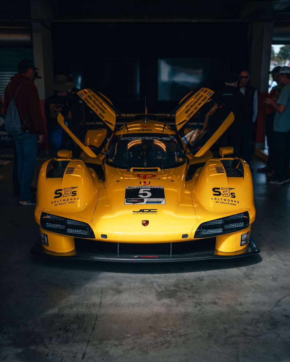 JensonButton's tweet image. The @JDCMiller Porsche 963 I’ll be racing @IMSA Petit LeMans in a couple of weeks is on show at Rennsport Reunion Laguna Seca today.

Who thinks she looks 👌🏽?

📸 credit @richardpardon