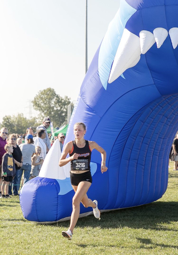 chaps4mu's tweet photo. Finishing strong by two great competitors! Congrats @brooke_chapman4!  #LND https://t.co/RTJpd8dh7Z