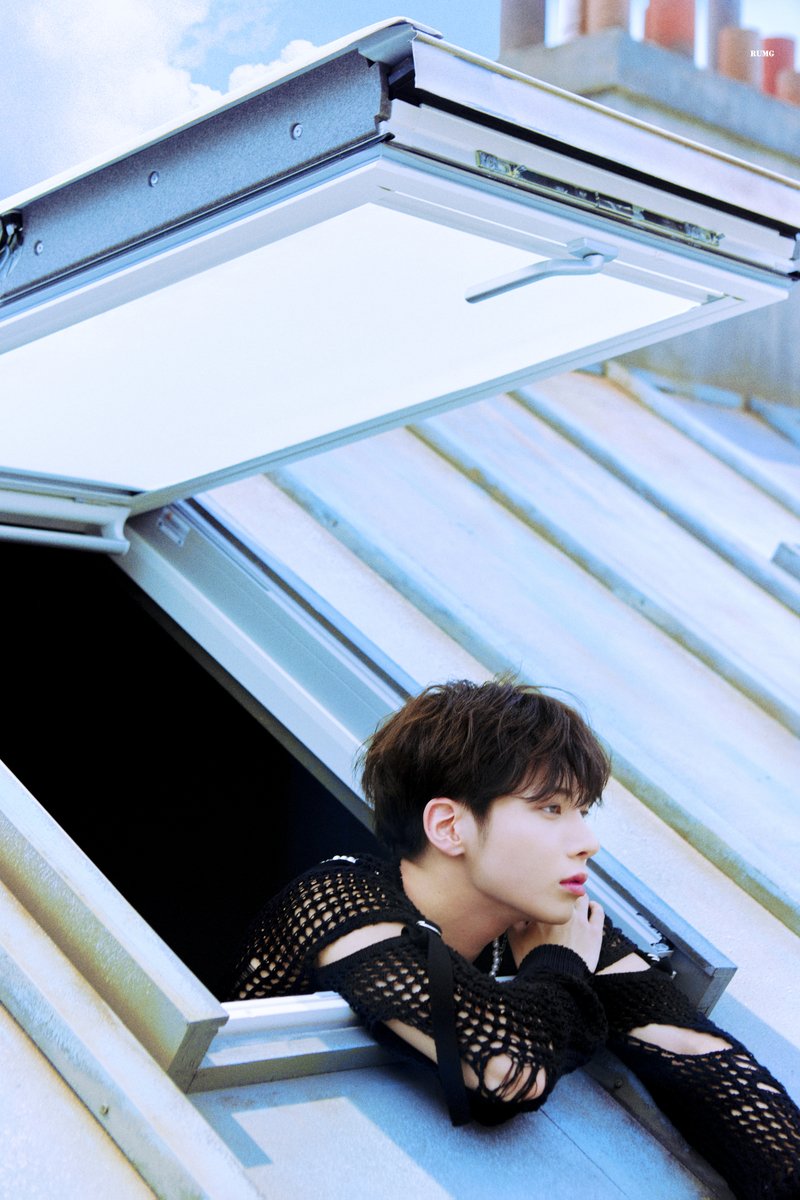 rumg205's tweet photo. 231002 The Name Chapter: FREEFALL - Concept Photo 'CLARITY'
https://t.co/HnhekL81T1
https://t.co/2ml1c7Qowq
https://t.co/KFkzvEtqrA
#TXT #TAEHYUN #태현 https://t.co/1vFakpiPlC