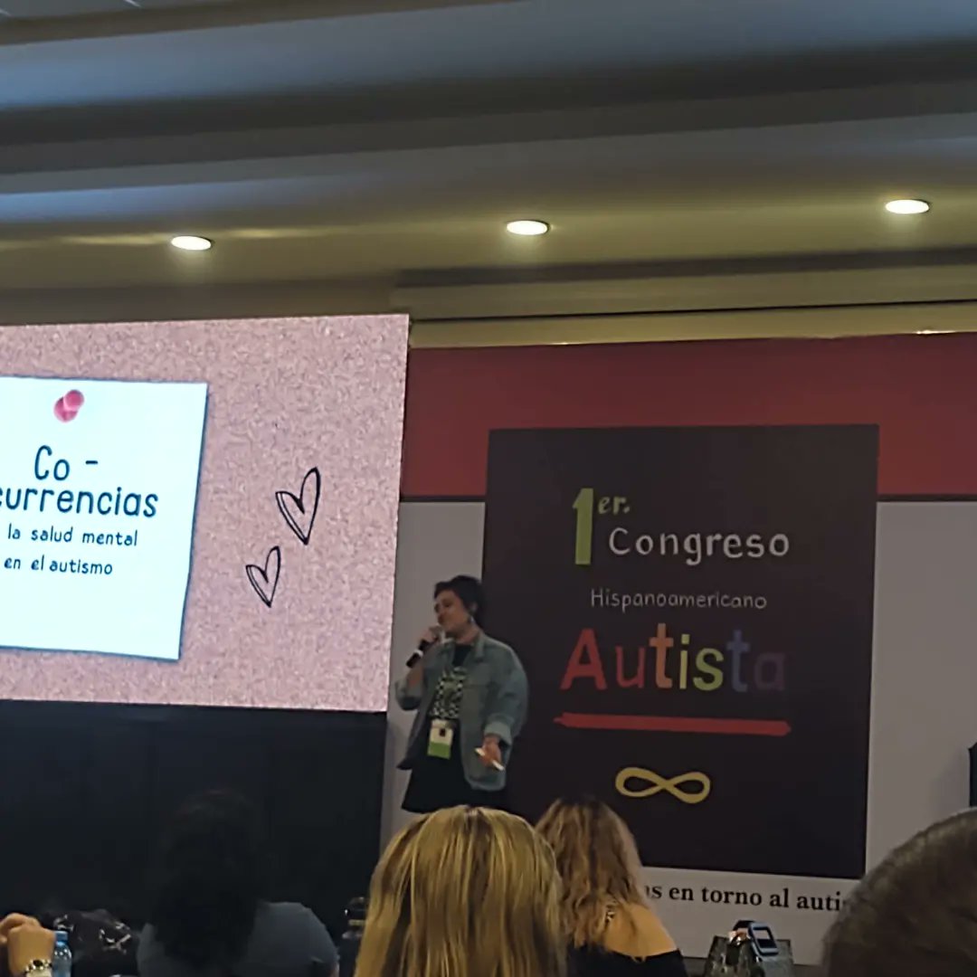 AUMexAc's tweet photo. Alexa Medina Aceves: Autismo y salud Mental.

Plática muy amena sobre experiencias en el sistema educativo en México y las dificultades que enfrentan los jóvenes neurodivergentes. 

✔️El mundo no está hecho para nosotros (autistas).

#1CHA #1CongresoHispanoamericanoAutista https://t.co/CuLqW5W9z5