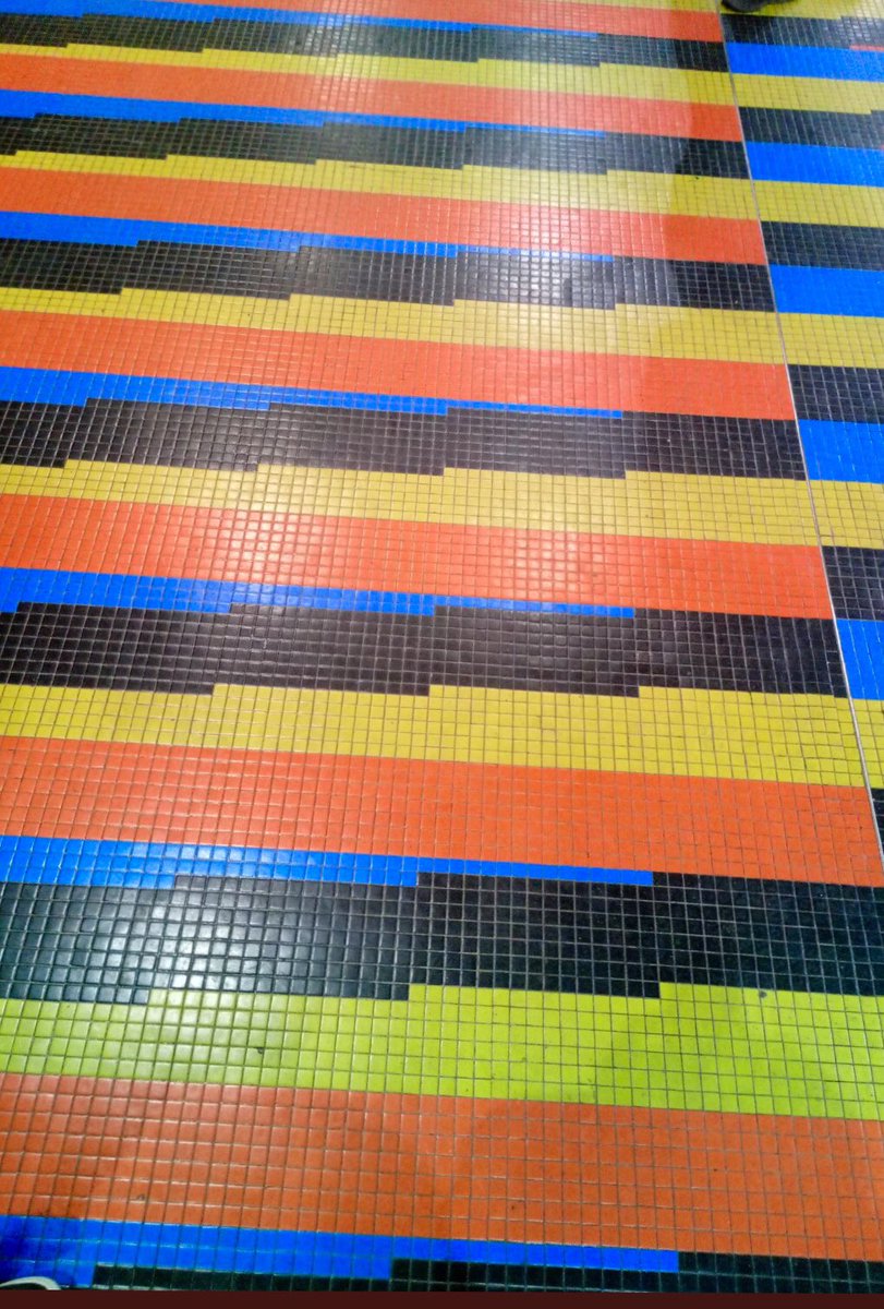 Cuando el maestro Cruz-Diez lo pensó y diseñó, no imaginó que llegara a significar tanta desilusión como esperanza, a la vez.