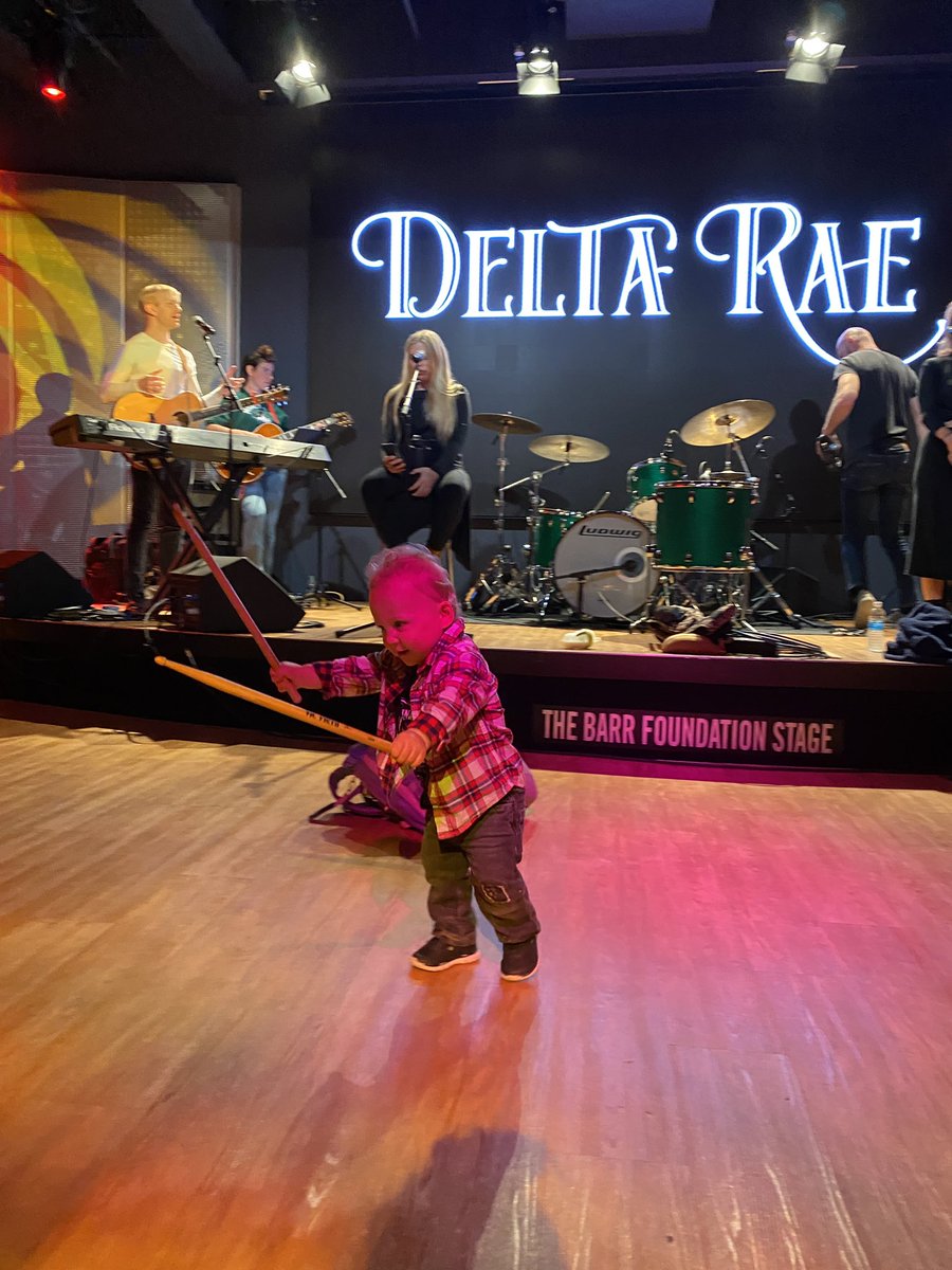 MikeMcKeeDrums's tweet photo. Indoctrination has begun.
#drums #drummer #deltarae
🤘👶🏻🤘
@deltarae @ludwigdrumshq @vicfirth @baldmanpercussion @remopercussion https://t.co/xO4rjgnnCO