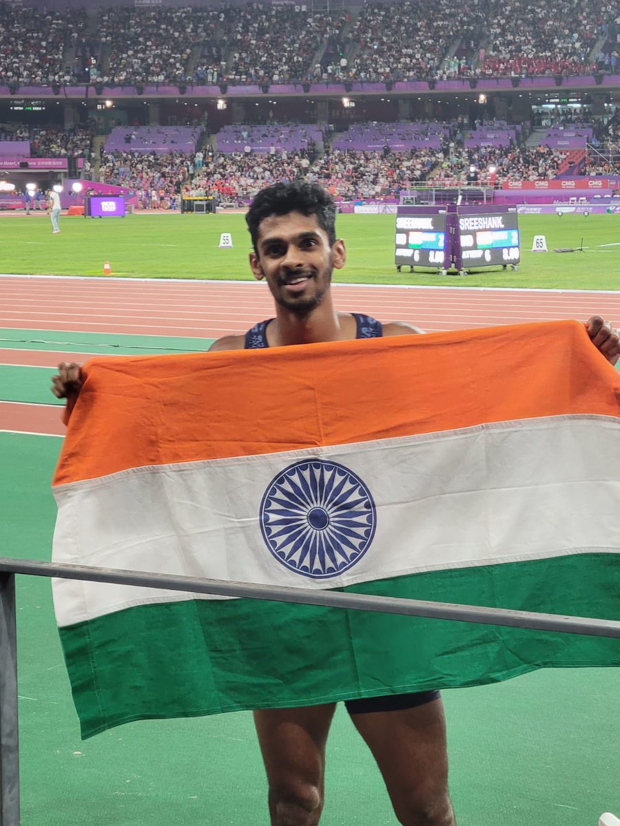 RBI congratulates Indian athlete and RBI officer Murali Sreeshankar for winning silver medal in men’s long jump at the #AsianGames2023 in #Hangzhou, China. RBI wishes @SreeshankarM continued success in future too. #RBI #RBItoday #SreeshankarM #muralisreeshankar #AsianGames…