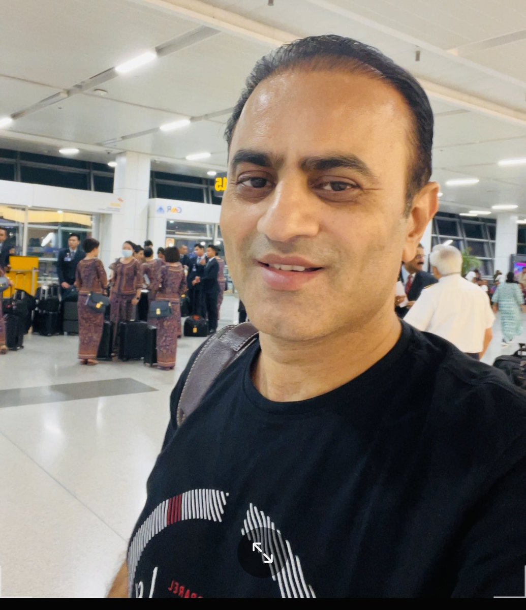 khan4m786's tweet photo. Leaving for Dammam, Saudi Arabia 
Request for prayers from all of you so that Allah may make my  journey successful.🌷🌺🌸 https://t.co/8VC38FjwB4
