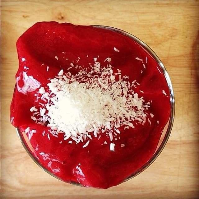 srnorganics1's tweet photo. Natures Amazing Natural Colors!
https://t.co/vUSsB6Jv6n #berrysmoothie #berries #smoothie #natural #antioxidants #foodmatters #hungryforchange https://t.co/Chjtd6V5IP