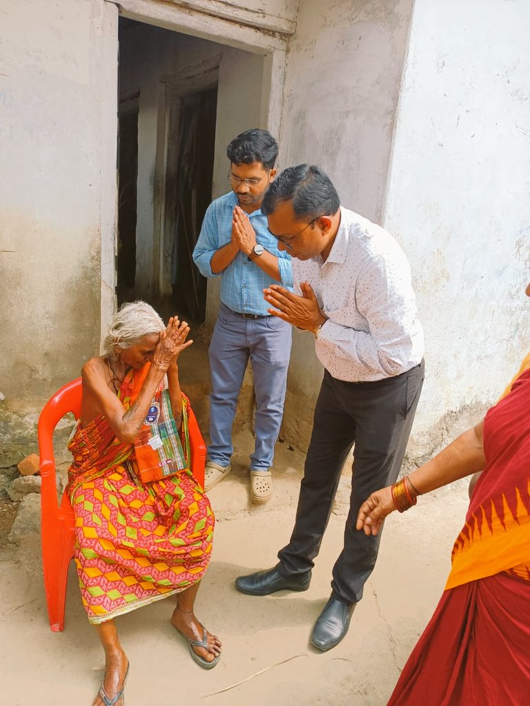 subcollector and SDM Balangir tweet media