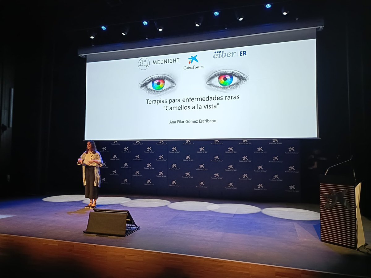 AnaPilarGomez's tweet photo. Agradecida por participar en la sesión microcharlas organizada en la #nocheeuropeadelosinvestigadores #mednight en @CaixaForum y amenizada por #subit

🚮 la “patata podrida”/ proteína tóxica mediante “imanes específicos diminutos”/nanoanticuerpos 🐫 para 👀 
@CIBERER @IISLaFe https://t.co/SHQHLnGUyQ