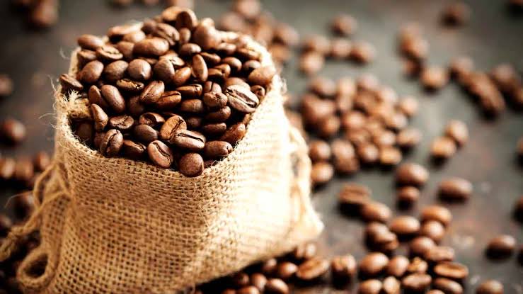 #DiaInternacionalDelCafe:
Porque hoy se destaca la contribución del café a la economía global, y se fomenta la sostenibilidad en la producción y el consumo de café, y se reconoce el trabajo de los productores de café en todo el mundo.