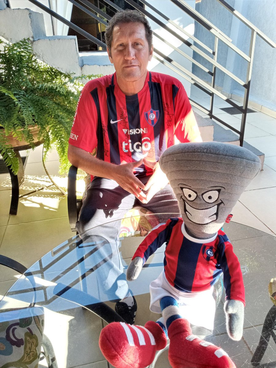 Mi amor  y pasión por vos Ciclón❤️💙 querido no tiene fecha ni vencimiento!!!.🥕🥕..Feliz 111 Aniversario