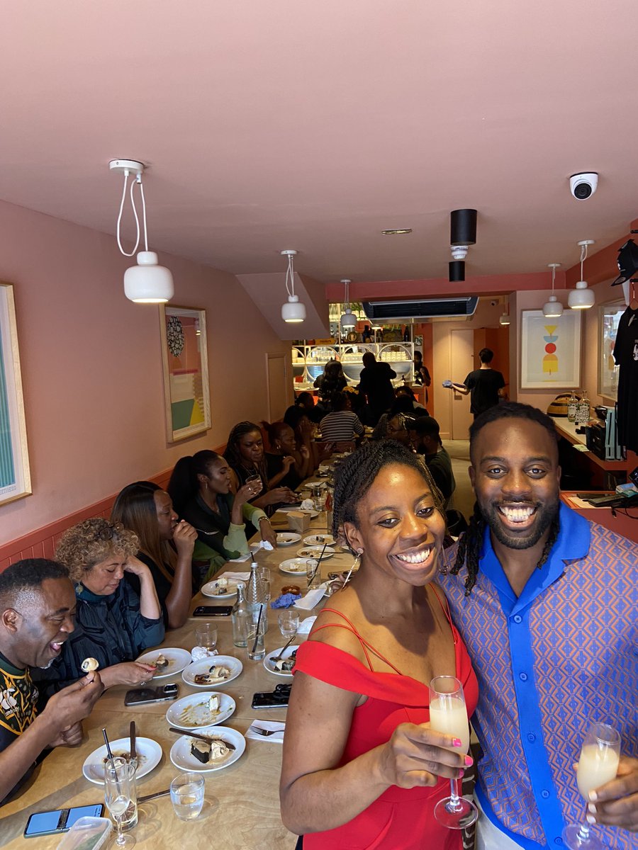 Happy Nigerian Independence Day #Chopchatchill-ers 🫶🏿🇳🇬 We had an amazing day celebrating the culture at our Literary Supperclub 😋📚 THANK YOU to our author guests @ikeanya @JENDELLA & Ore Agbaje-Williams, & to everyone who attended ❤️