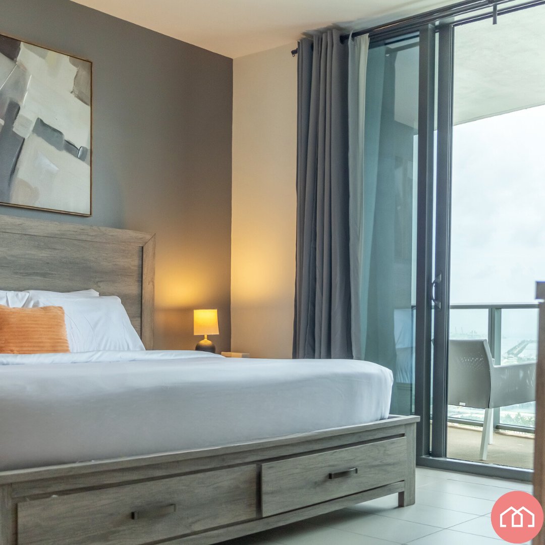 hostandkeep's tweet photo. Introducing Miami Modern - where the heart of the city meets modern tranquility. Your exclusive oasis awaits amidst the vibrant Arts and Entertainment District. Now open for bookings! #host&amp;keep #HostAndKeep #miami #MiamiModern #UrbanOasis #cityvibes #VacationRental  #Airbnb https://t.co/RthaJAh4aV
