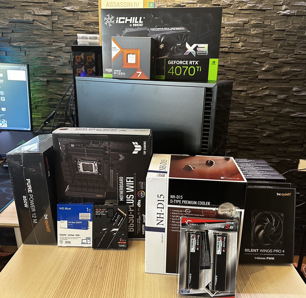 totallyAcRo tweet media