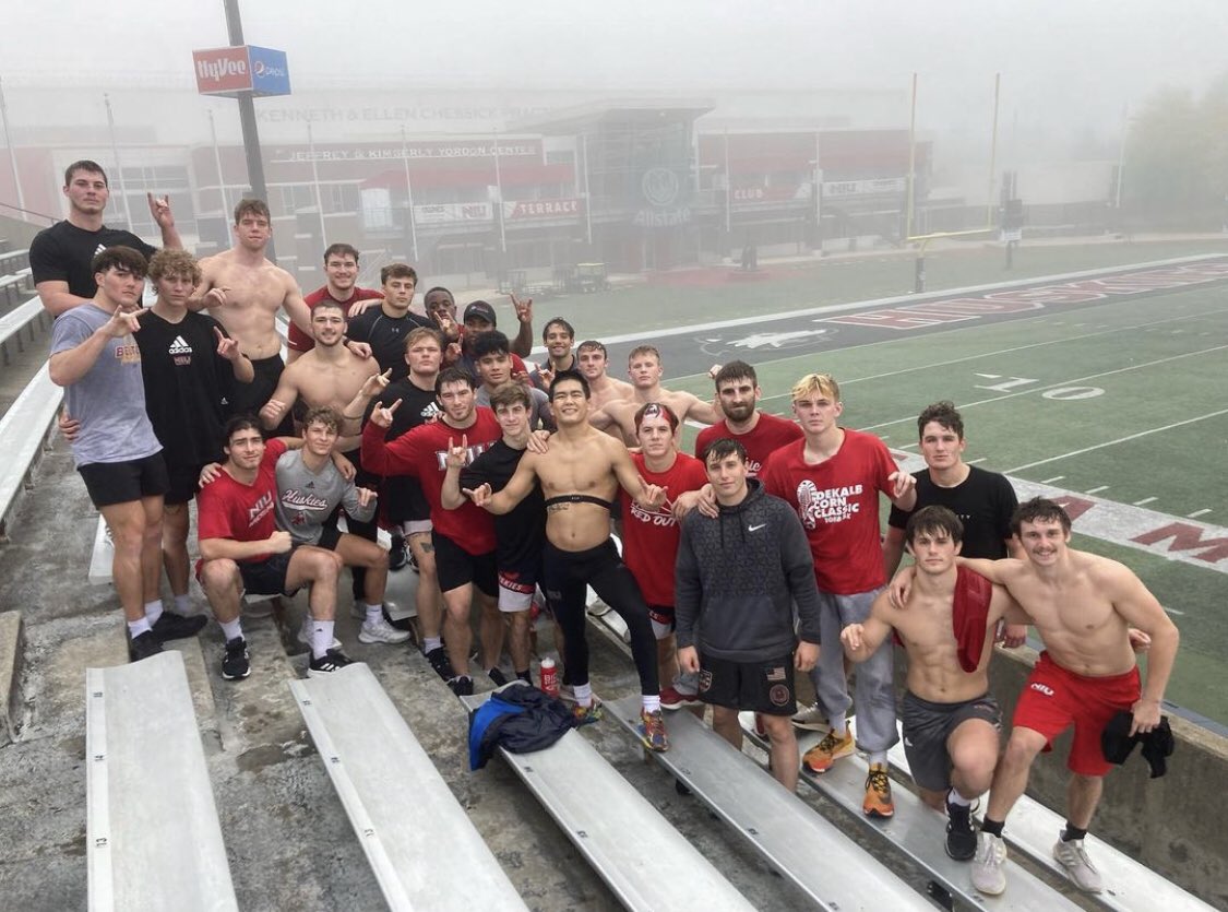 JordanSommers's tweet photo. If you would’ve told me a year ago that waking up at 6 AM and going to war with my boys every morning was going to be my favorite part of my day, I would’ve said “yea right.” 

Yet, here I am. Loving every second. I’m damn blessed and can’t wait to compete. https://t.co/BZKeNcSBL8