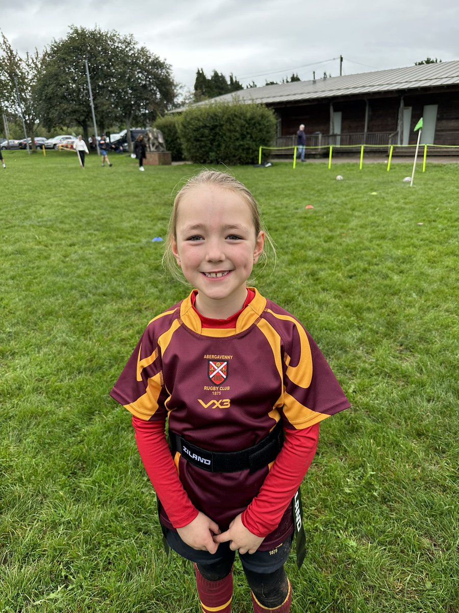 robwthompson's tweet photo. Another great morning watching my granddaughter playing for @RfcAbergavenny U8’s at @Caerleon_RFC Plenty of rugby being played. Fantastic to see the development of young players in one season. Thanks to all the volunteers of both clubs for making mornings like this happen 👍🏻 https://t.co/GHdaL4kIhk