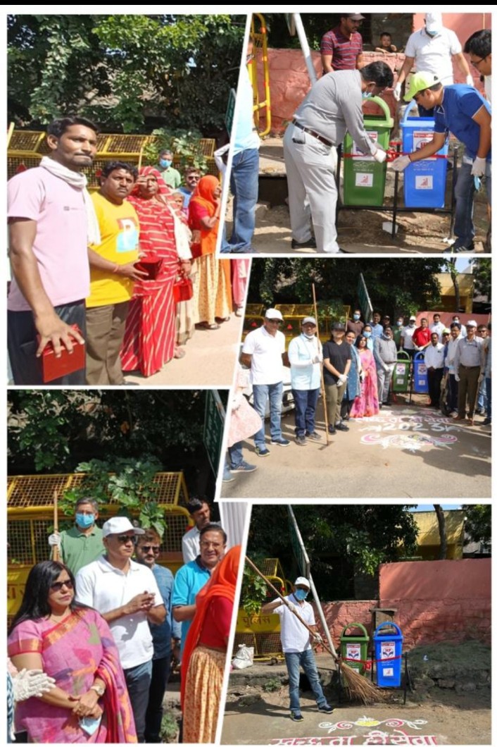 HPCL_JaipurRO's tweet photo. HPCL Jaipur Team and their family members joined hands in Swachhta Hi Sewa Campaign 2023 by organizing a cleanliness drive near Bajaj Nagar Police station Jaipur. #SwachhataHiSeva #Cleanliness #swachbharat @Rg03Goel @HPCL https://t.co/PDYiWR3GRd