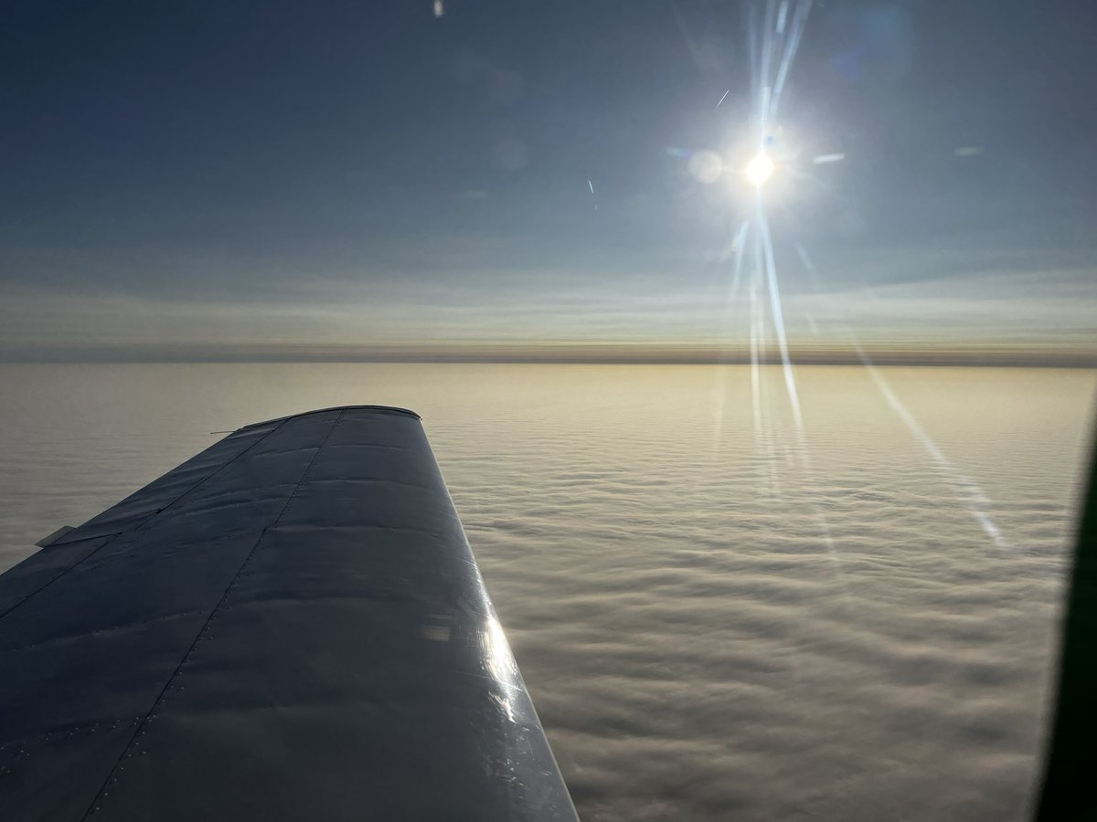 TPointSumner's tweet photo. Love punching through the fog/clouds to the sunshine on top.  

Quick day trip to Lexington to see the ‘cats whoop some gators. https://t.co/hWuaMWSwLi