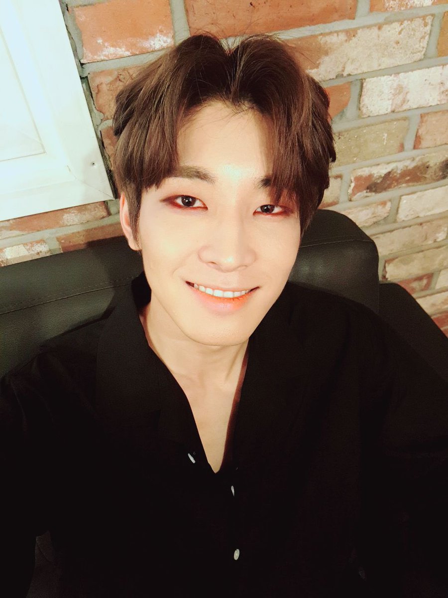 N년전 오늘의 원우 tweet media